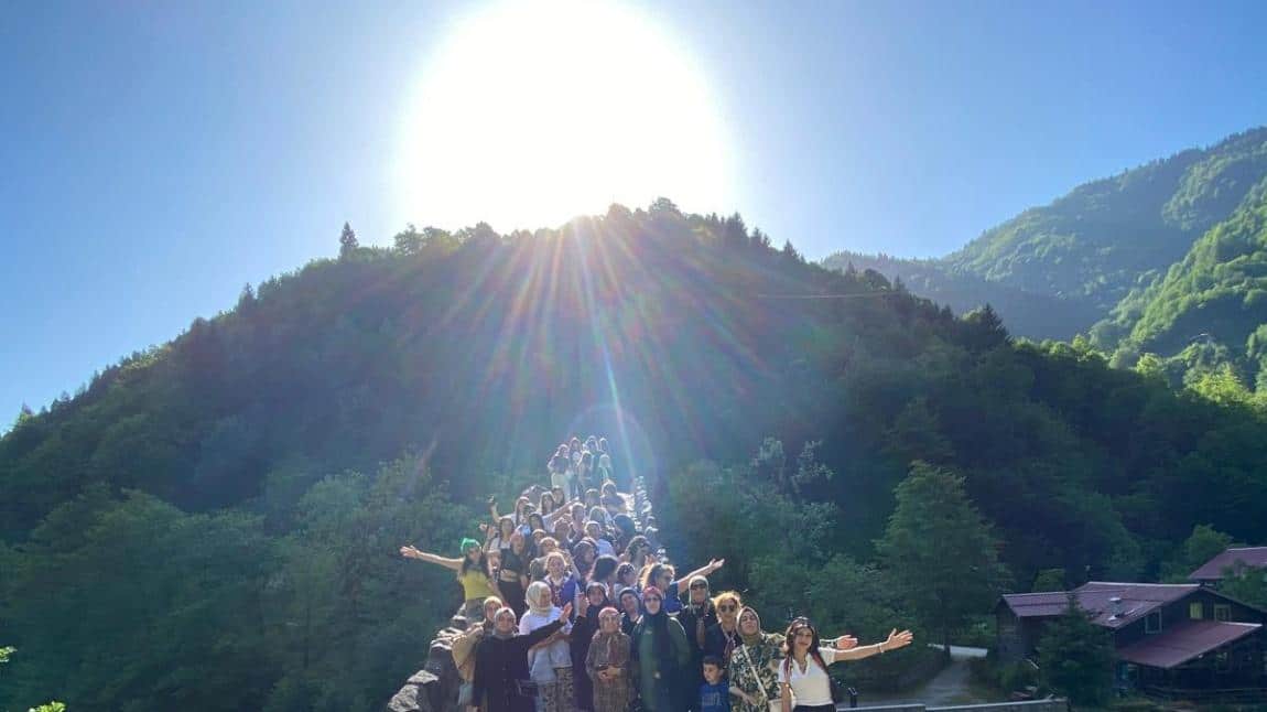 İlduş Hatun Kız M.T.A.L. Öğrencileriyle Doğu Karadeniz Turunda! 